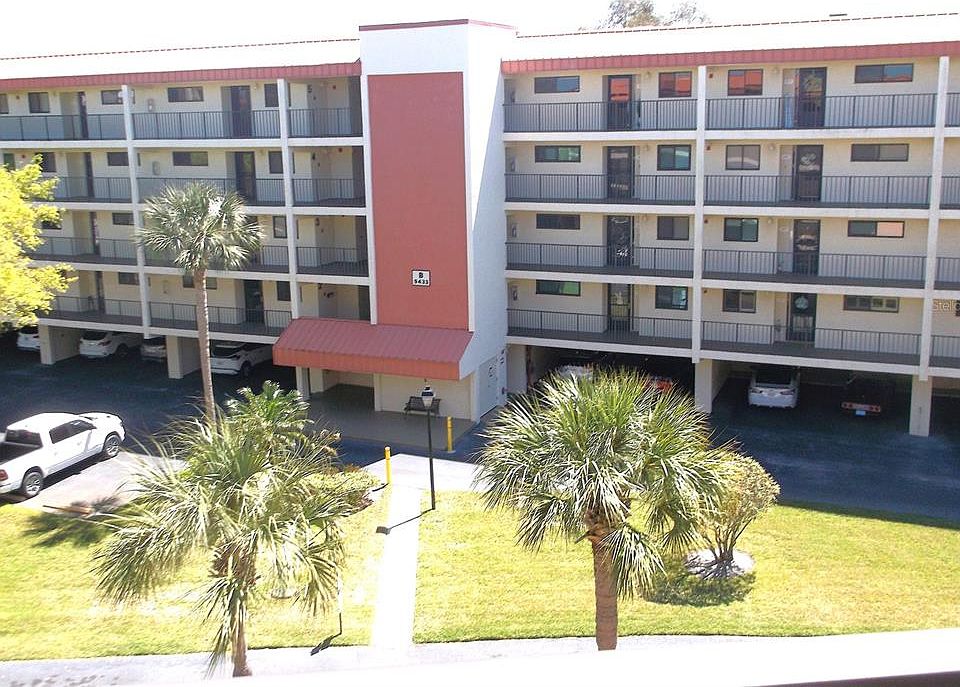 1st image of 9433 Harbor Greens Way APT 305