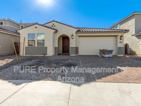 8751 W Orange Dr, Glendale, AZ 85305