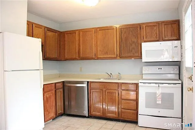 550 Prospect St #8 — Photo 4