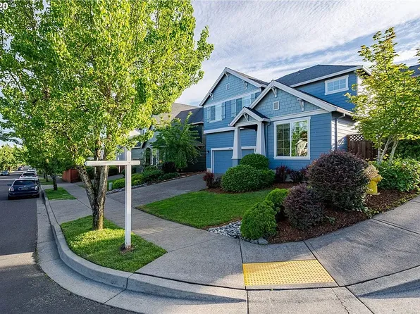 12513 SE Blackstone Ave, Happy Valley, OR 97086