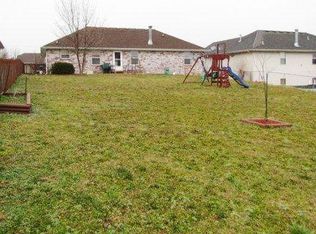 510 W Chestnut Rd, Nixa, MO 65714