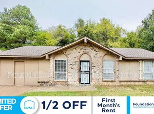 3366 Lone Rock Dr, Memphis, TN 38128
