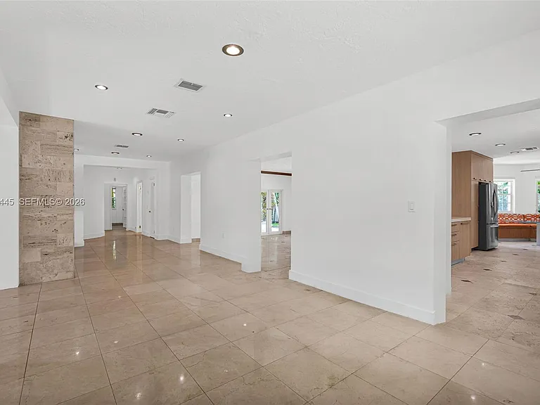 244 SW 28th Rd — Photo 23