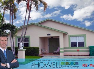 1041 W 10th St, Riviera Beach, FL 33404