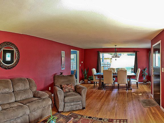 2nd image of 3008 NE 190th St
