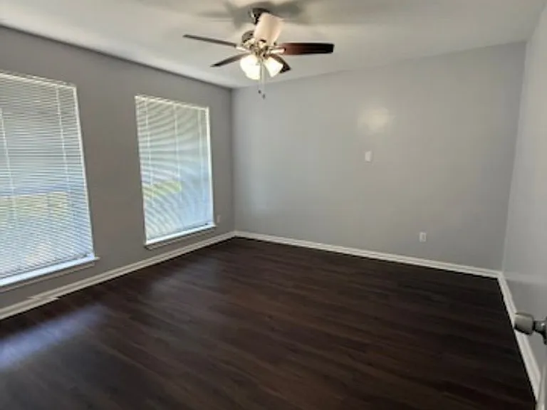 5218 Long Creek Ln — Photo 6