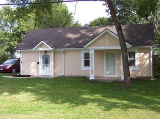 813 Pine St, Pleasant Hill, MO 64080