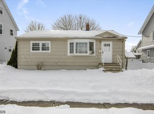 33 Daka Ct, Bloomfield Twp., NJ 07003