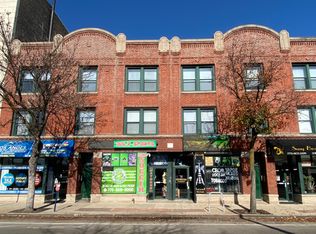 3318 W Lawrence Ave #3, Chicago, IL 60625