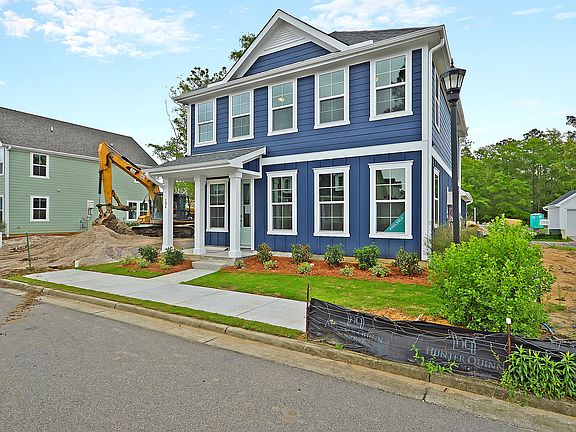 204 Ilderton St Front