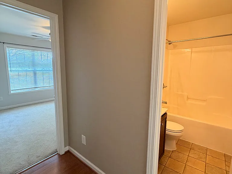 4566 Woodway Dr — Photo 21