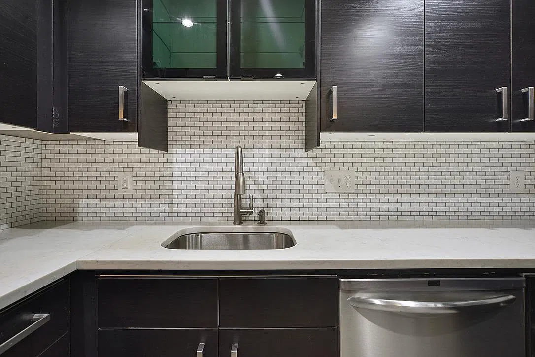 2 bed, 900 sqft, $2,195 — Photo 3