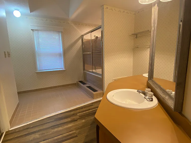 2503 Sawmill Rd — Photo 8