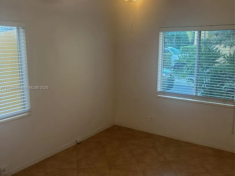 719 NE 16th Ave #719B — Photo 20