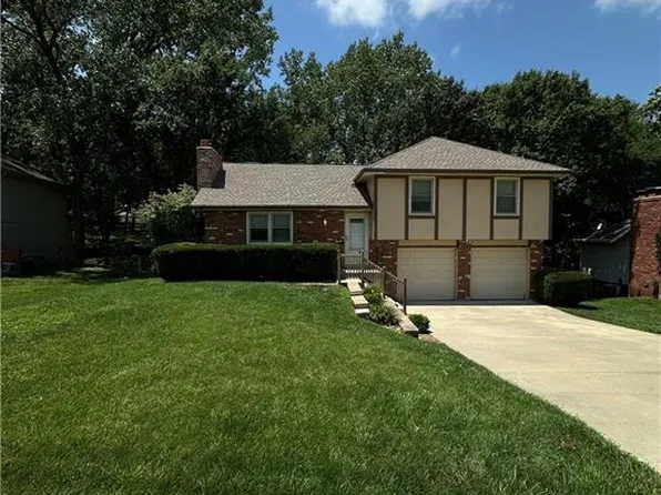 8008 N Garfield Ave, Kansas City, MO 64118