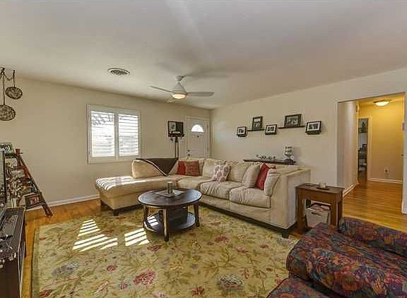 5th image of 8006 Logwood Dr