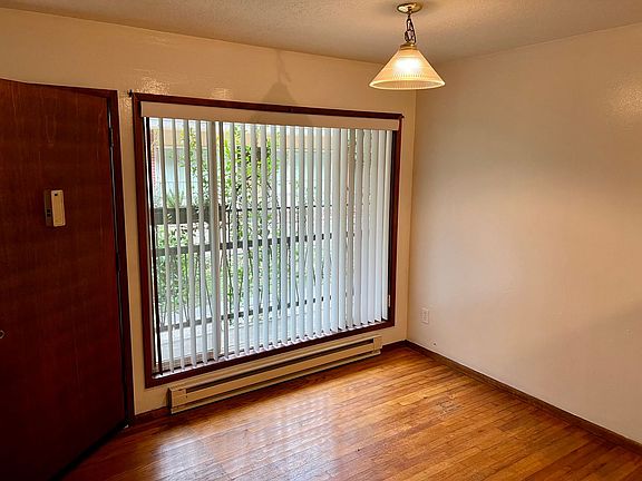 4th image of 2356-2364 NW Overton St #3E