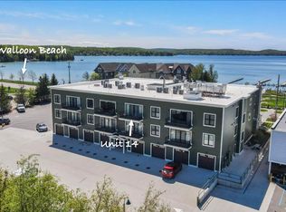 4041 Renwick Ln #14, Walloon Lake, MI