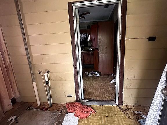 2nd image of 1202 Wright St