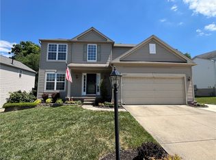 2407 Becket Cir, Stow, OH 44224