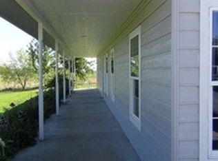 281 Desert Meadow Ln, Pasco, WA 99301