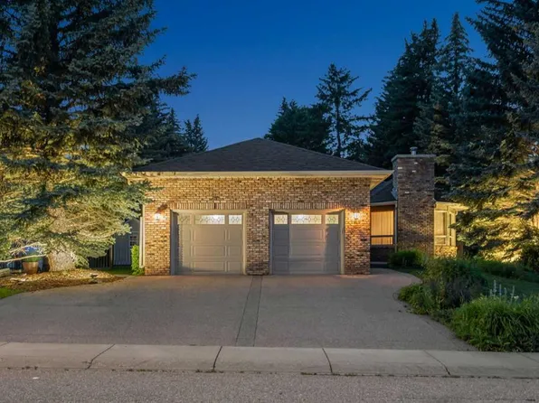9948 NE Patton Rd SW, Calgary, AB T2V 5G1