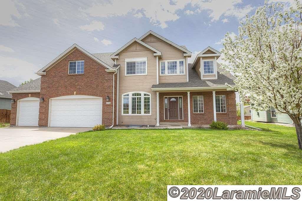 2738 Reynolds St Laramie Wy 82072 Zillow