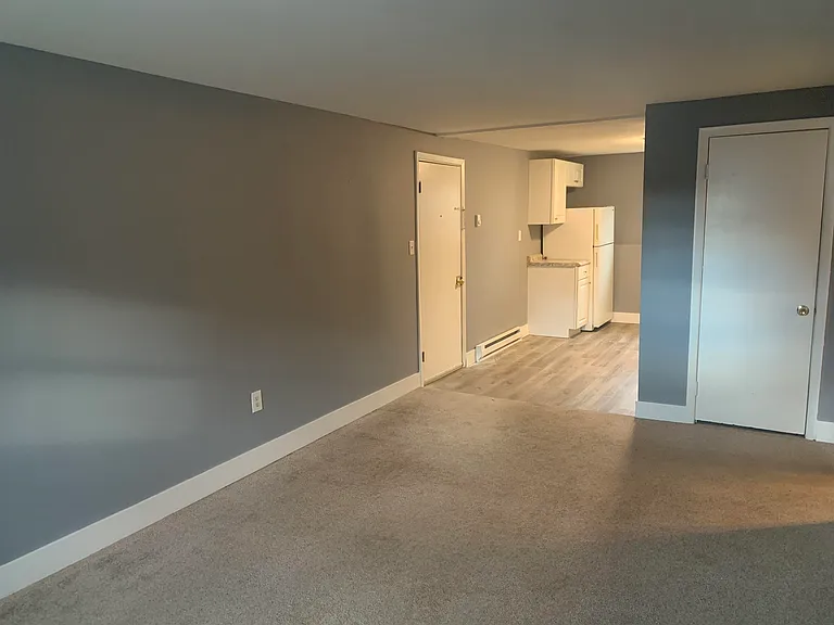 354 Main St #3 — Photo 8