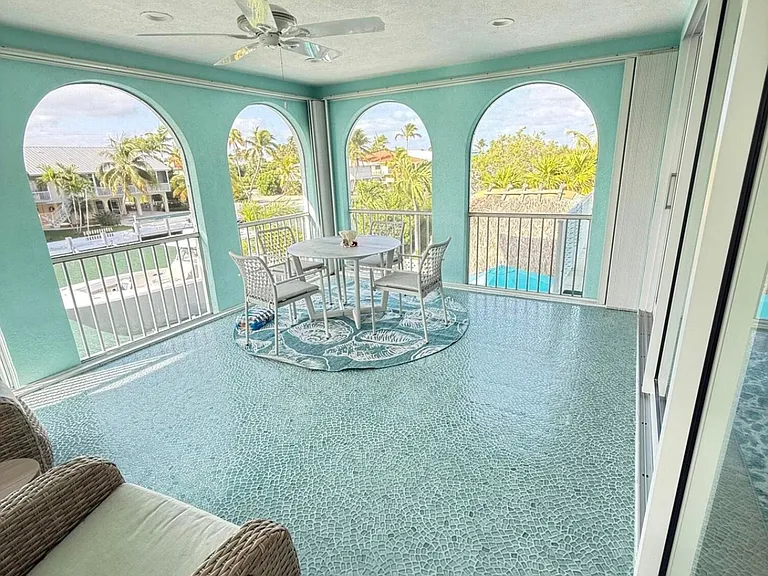 124 S Indies Dr — Photo 23