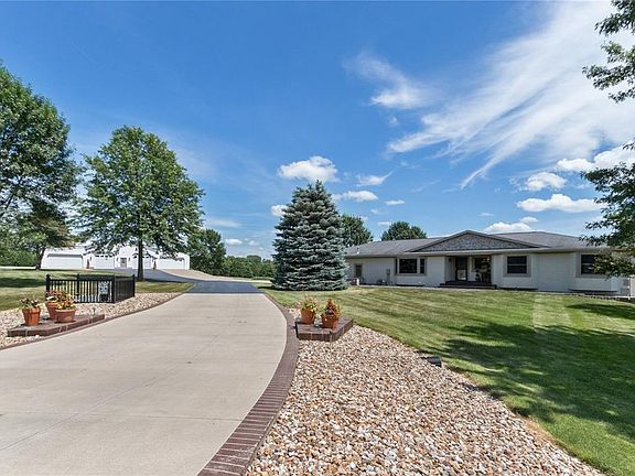 2nd image of 7700 Jandel Ct