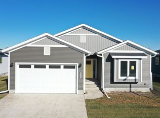 1504 Armory Dr, Columbus, NE 68601