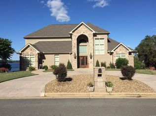 5712 Riviera Dr, Benton, AR 72019