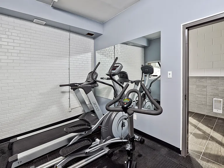 433 Edison Ave #315 — Photo 4