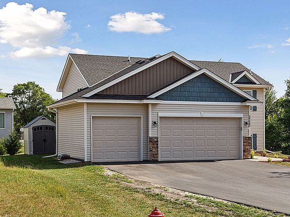 3rd image of 3322 235th Ln NW