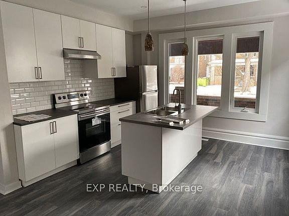 4th image of 70 Proctor Blvd
