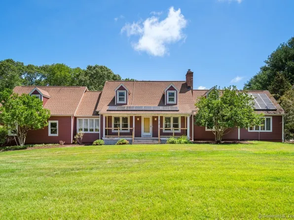 143 Hattertown Road, Newtown, CT 06470