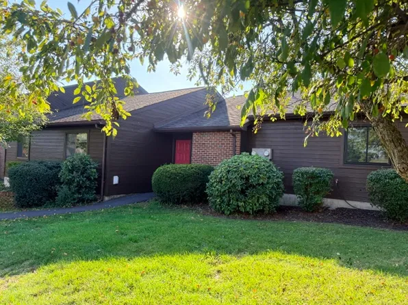 1805 Village Rd, Orwigsburg, PA 17961