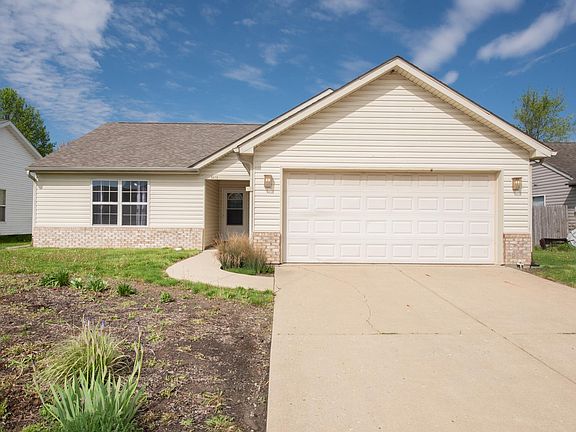 3rd image of 3878 Chenango Pl