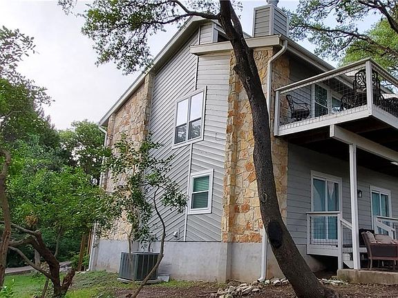 4th image of 1895 Westlake Dr #104