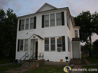 604 W 9th St, Coffeyville, KS 67337