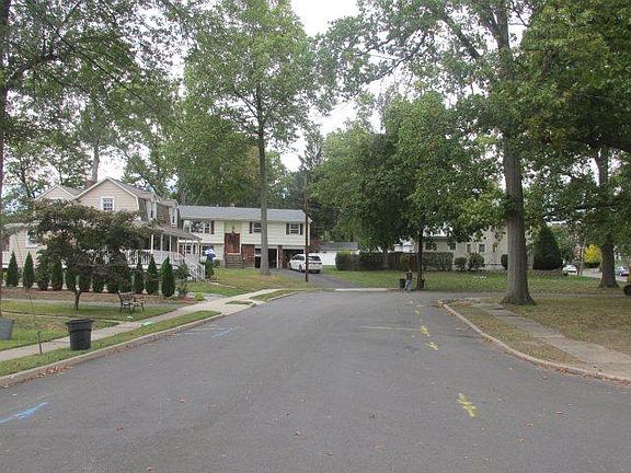5th image of 60 6th Ave