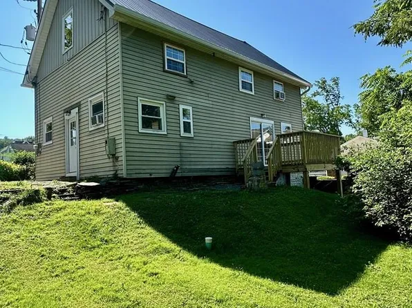 107 1/2 York Ave, Towanda, PA 18848