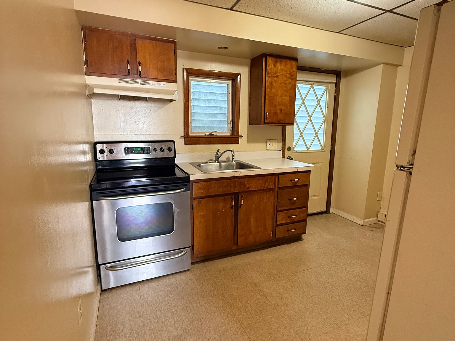 2 bed, 600 sqft, $800 — Photo 1