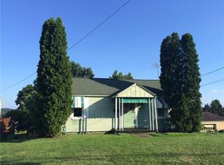 718 Gladden Rd, Canonsburg, PA 15317