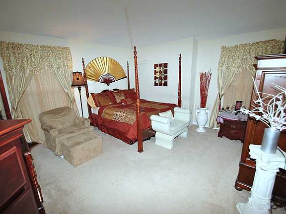 5th image of 15348 Oak Apple Ct #17C