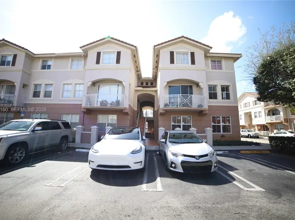 8826 W Flagler St APT 225, Miami, FL 33174