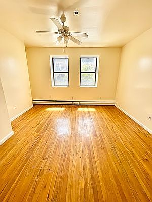 4th image of 1285 Fulton St #1R