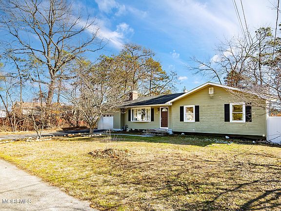 2nd image of 1024 8th Avenue