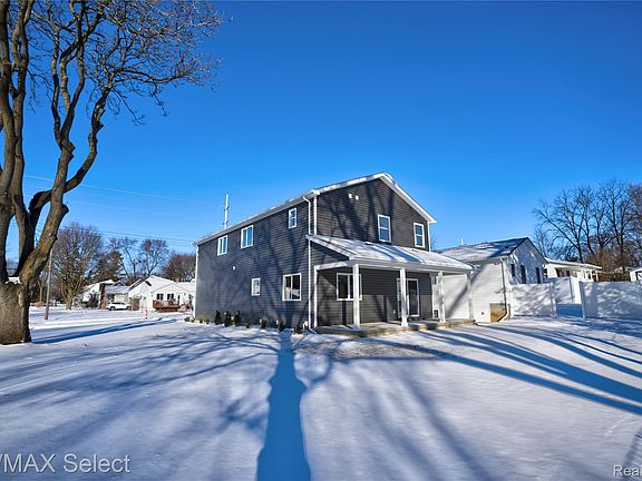 4th image of 408 3rd St