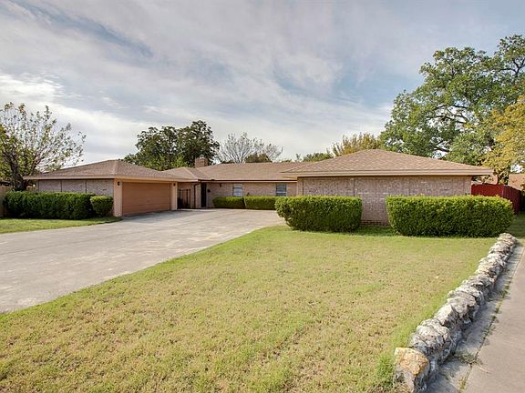 3rd image of 4125 Altamesa Blvd